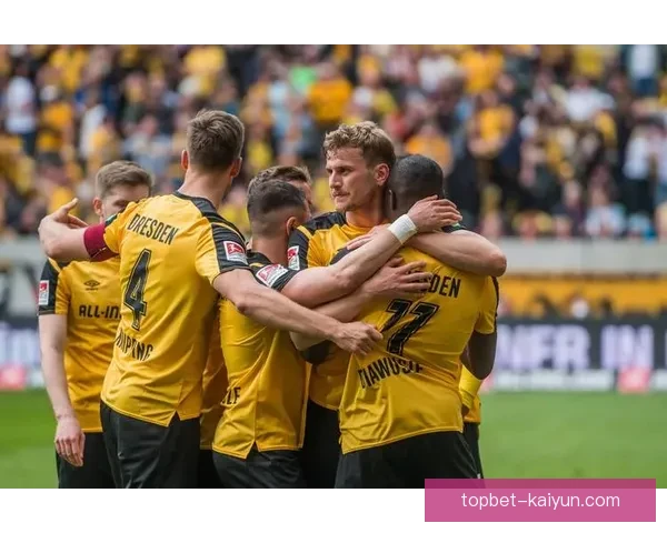 法比尼奥在中场的作用持续发挥稳健，成为球队防守体系的重要支柱