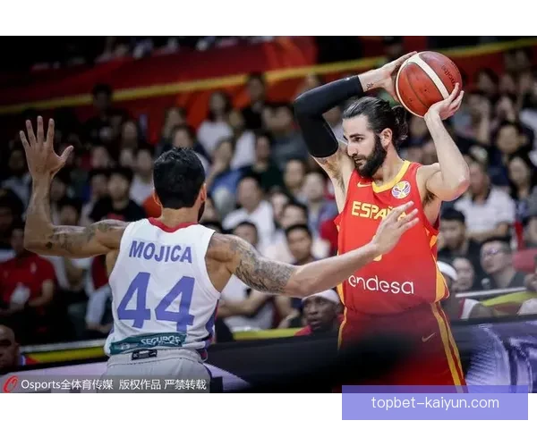 佩佩防守站位表现稳健，近期比赛持续展现高水平防守意识